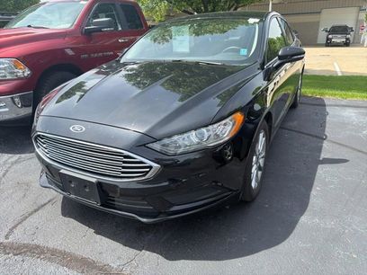 Used 2017 Ford Fusion SE w/ Fusion SE Technology Package