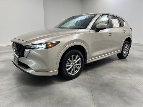 Used 2024 MAZDA CX-5 AWD 2.5 S w/ Select Package image 4