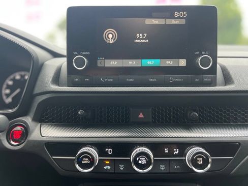 Used 2023 Honda CR-V LX image 13