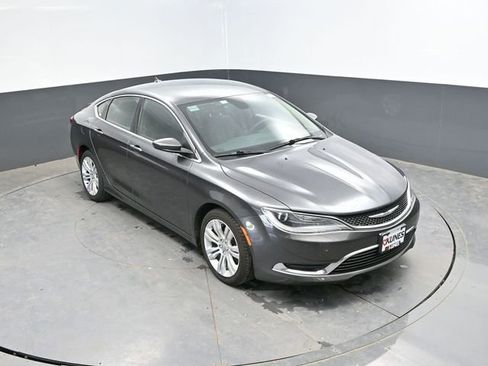 Used 2015 Chrysler 200 Limited w/ Spring Special Group FWD image 33