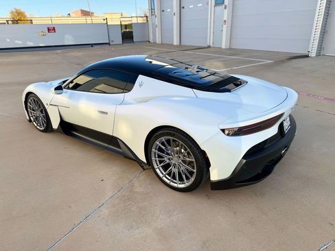 Used 2022 Maserati MC20 Coupe image 4