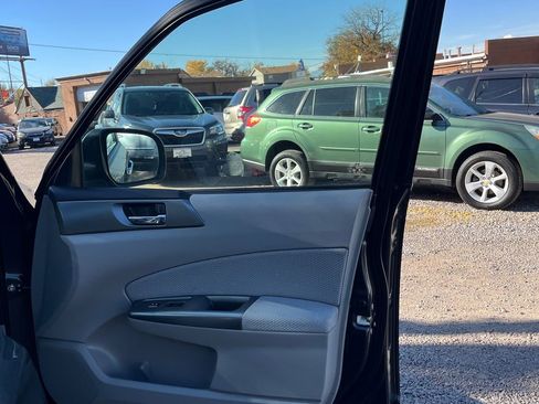 Used 2013 Subaru Forester 2.5X Premium image 11
