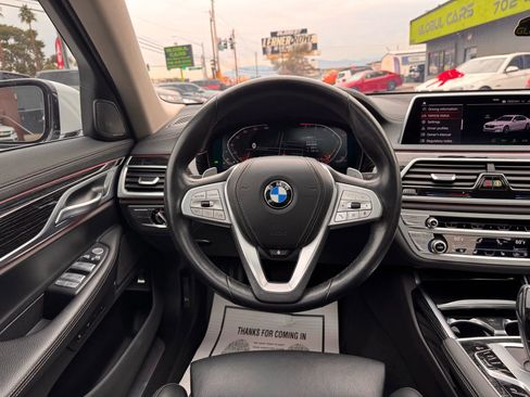 Used 2022 BMW 740i 740i Sedan 4D image 21