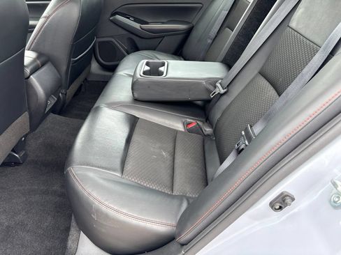 Used 2024 Nissan Altima 2.5 SR FWD image 19