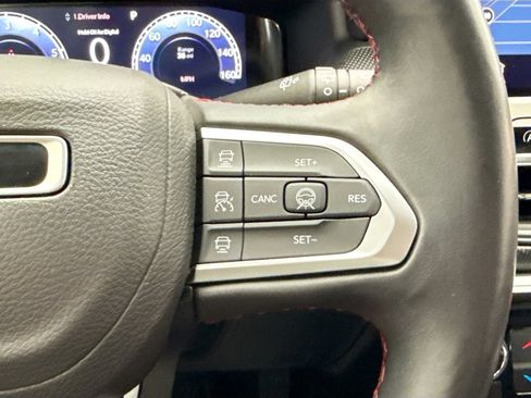 Used 2022 Jeep Compass Trailhawk w/ Trailhawk Elite Group AWD/4WD image 12