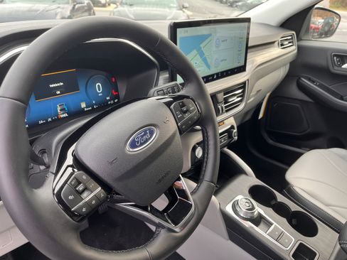 New 2026 Ford Escape Platinum w/ Premium Technology Package image 7