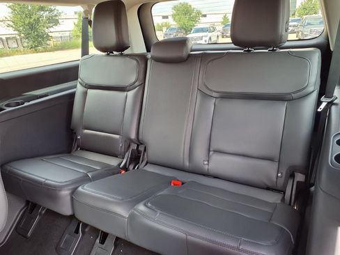 New 2026 Ford Expedition Max Active RWD image 21
