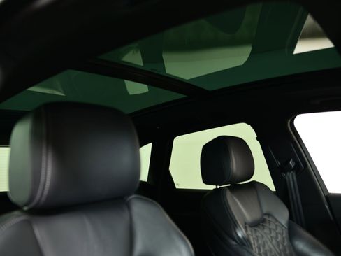 Certified 2022 Audi SQ5 Premium Plus image 12