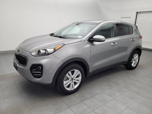 Used 2019 Kia Sportage LX AWD/4WD image 2