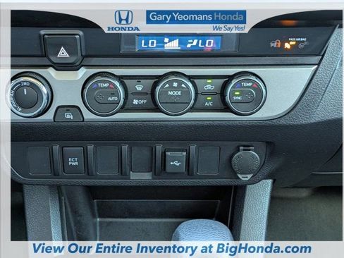 Used 2022 Toyota Tacoma SR image 20