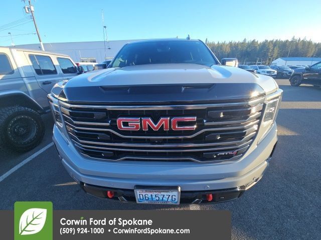 Used 2025 GMC Sierra 1500 AT4 w/ AT4 Premium Package AWD/4WD image 7