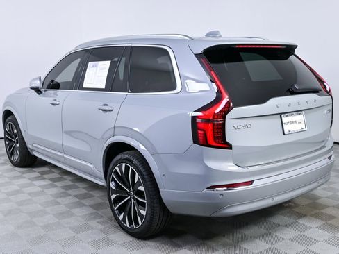 Certified 2026 Volvo XC90 B6 Plus w/ Protection Package Premier image 4