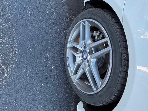 Used 2017 Mercedes-Benz E 400 4MATIC Coupe image 9