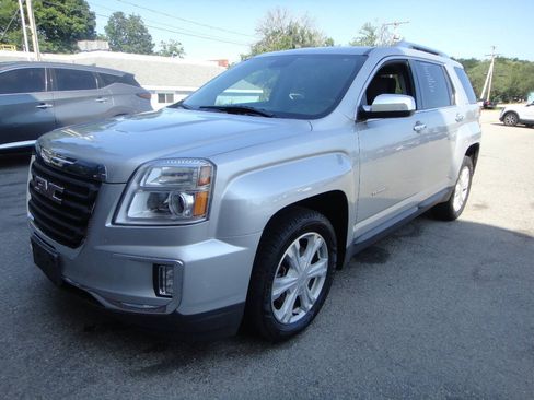Used 2017 GMC Terrain SLT w/ Open Road Package AWD/4WD image 1