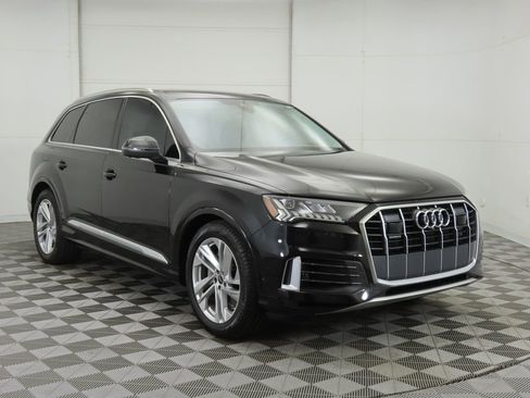 Used 2023 Audi Q7 3.0T Prestige image 3