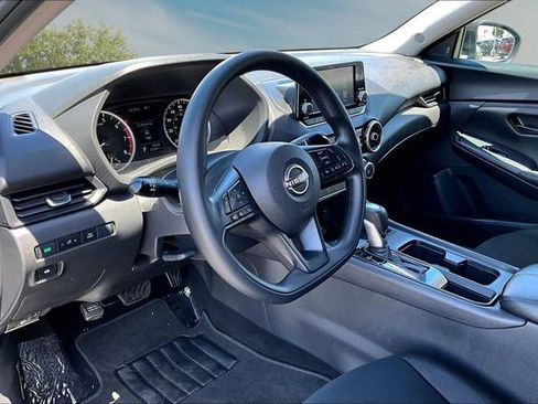 Certified 2025 Nissan Sentra S FWD image 16