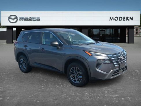 Used 2024 Nissan Rogue S AWD/4WD image 7