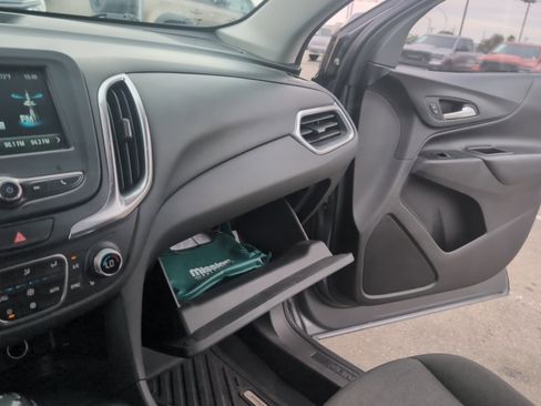 Used 2018 Chevrolet Equinox LT w/ LPO, Cargo Package FWD image 23