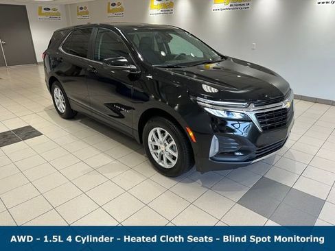 Used 2023 Chevrolet Equinox LT image 1