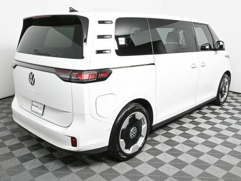 New 2025 Volkswagen ID. Buzz Pro S image 3