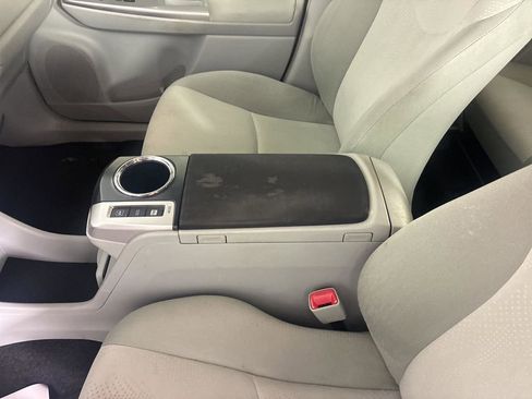 Used 2012 Toyota Prius V Two image 15