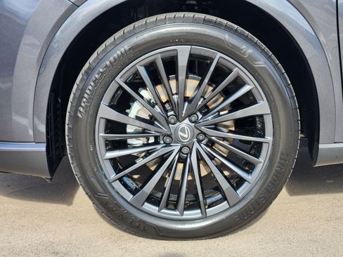 New 2026 Lexus RX 450h AWD image 6