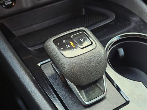 Certified 2024 Nissan Rogue S image 26