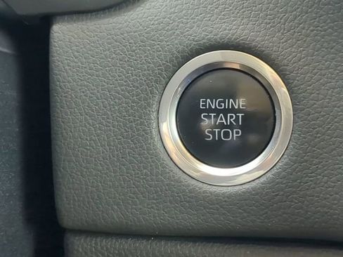 Used 2023 Toyota Tundra Limited AWD/4WD image 27