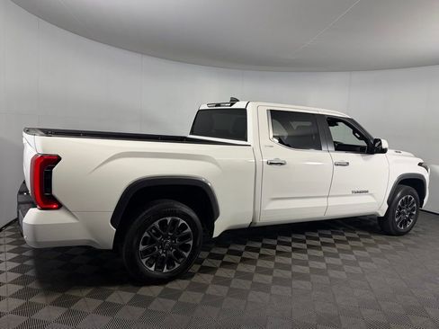 Used 2025 Toyota Tundra Limited AWD/4WD image 5
