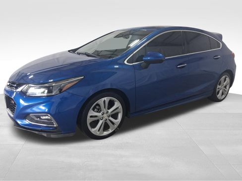 Used 2017 Chevrolet Cruze Premier image 1