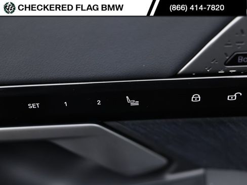 Used 2025 BMW 530i w/ Premium Package image 17