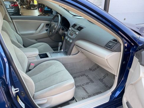 Used 2007 Toyota Camry LE FWD image 36