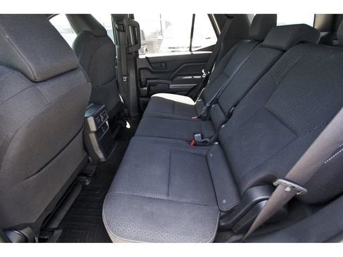 Used 2025 Toyota 4Runner SR5 AWD/4WD image 7