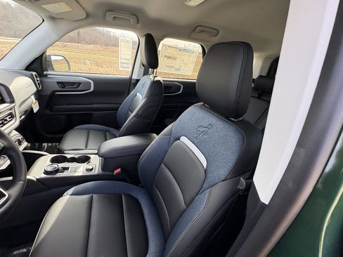 New 2025 Ford Bronco Sport Outer Banks w/ Outer Banks Tech Package+ AWD/4WD image 33