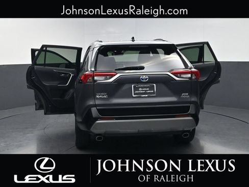 Used 2022 Toyota RAV4 XSE AWD/4WD image 34
