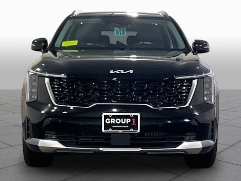 Used 2025 Kia Sorento EX w/ Panoramic Sunroof Package AWD/4WD image 3