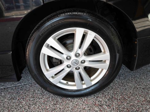 Used 2012 Nissan Quest SL image 30