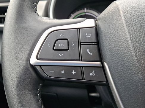 Certified 2026 Toyota Highlander XLE AWD/4WD image 18
