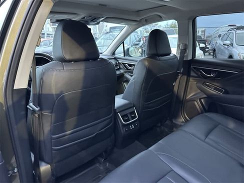 Used 2023 Subaru Outback Limited image 12
