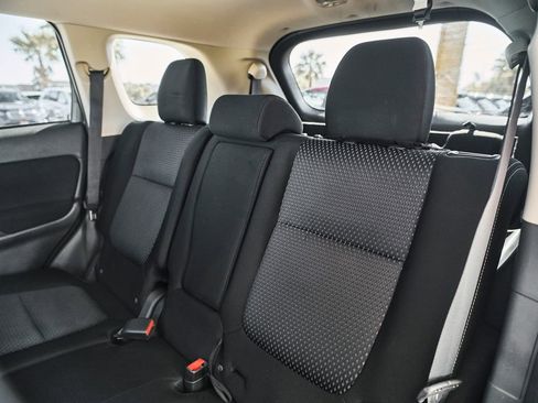 Used 2016 Mitsubishi Outlander SE AWD/4WD image 22