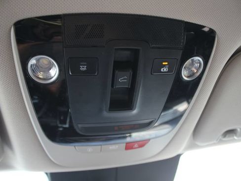 Used 2023 Kia Sorento S w/ Panoramic Sunroof Package AWD/4WD image 14