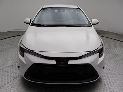 Certified 2024 Toyota Corolla LE image 5