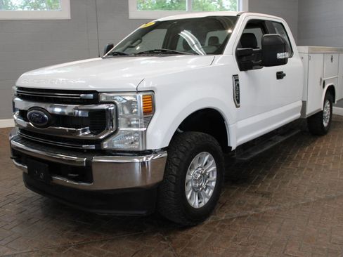 Used 2021 Ford F250 XL w/ STX Appearance Package AWD/4WD image 3