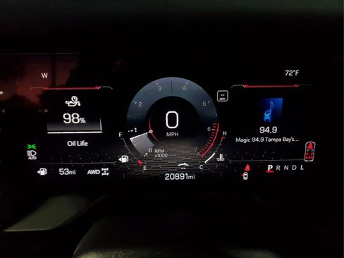 Used 2025 GMC Acadia AT4 image 28