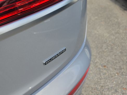 Used 2022 Audi Q5 2.0T Premium AWD/4WD image 7