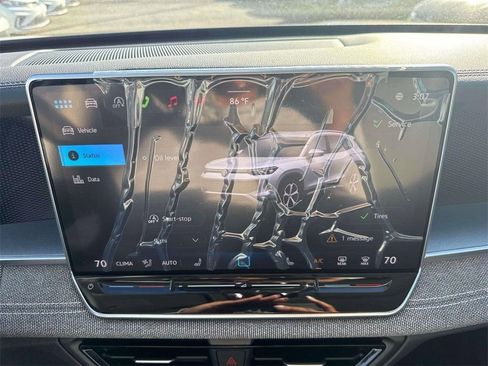 New 2026 Volkswagen Tiguan S FWD image 21