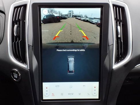 Used 2024 Ford Edge Titanium AWD/4WD image 19