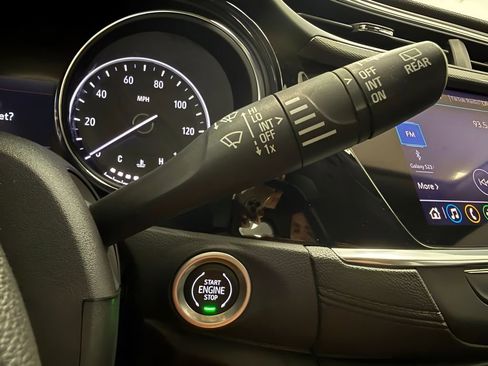 Used 2021 Buick Encore GX Preferred w/ Sport Touring Package FWD image 19