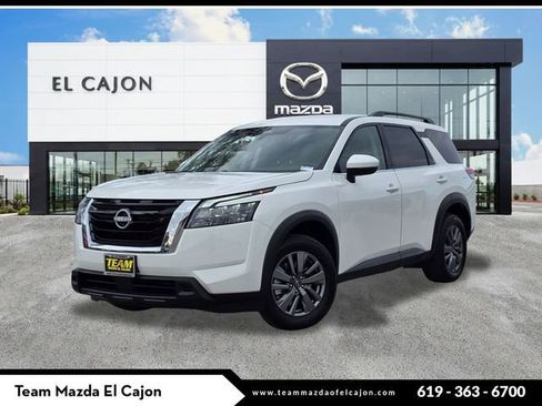 Used 2025 Nissan Pathfinder SV FWD image 1