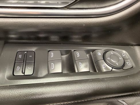 Used 2021 GMC Yukon SLT image 26